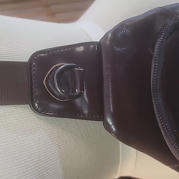 Bull Captain brown  crossbody for men travel 5 zippered pockets - Picture 3 of 10